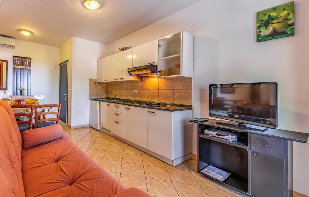 Apartment House Mocibob Tar-Vabriga